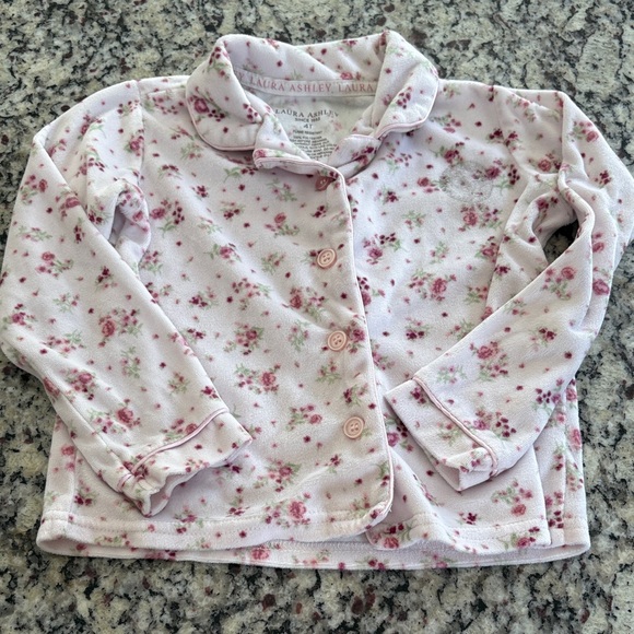 Laura Ashley Kids Light Pink Floral Pajama Set - Picture 2 of 8